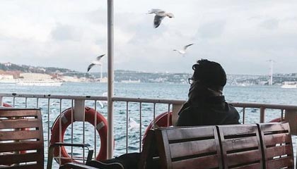 湖人115-107逆转掘金 东契奇38+13+10詹姆斯准三双